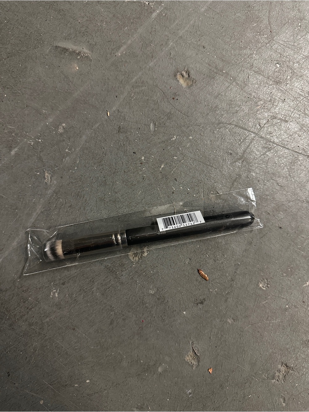 Brand New* MAC 270s brush